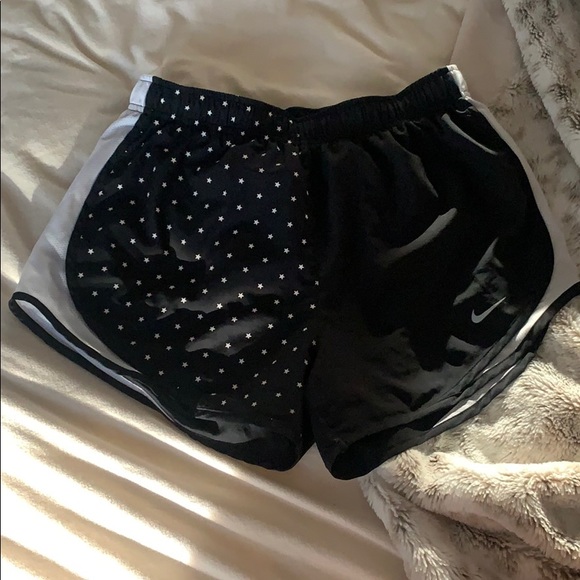 STAR PRINT NIKE RUNNING SHORTS - Picture 1 of 6
